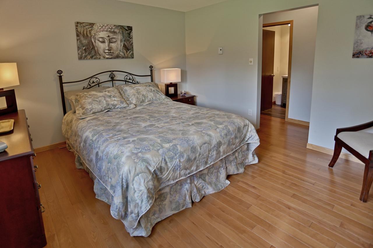 Bed and Breakfast Ranch St-Hubert Saint-Hermenegilde Экстерьер фото