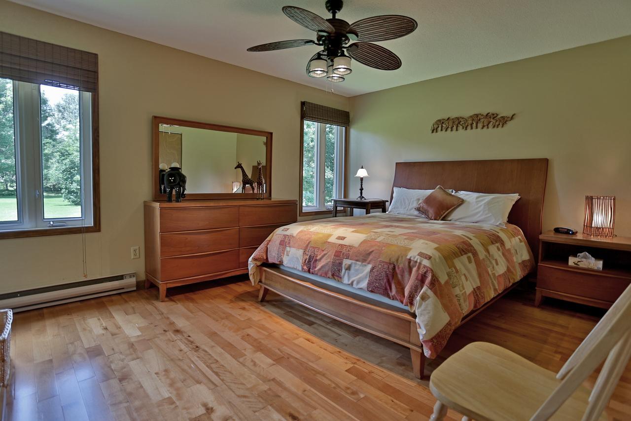 Bed and Breakfast Ranch St-Hubert Saint-Hermenegilde Экстерьер фото